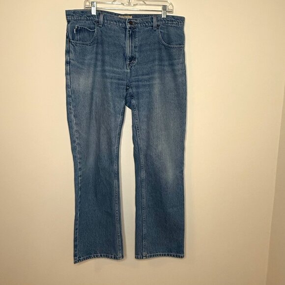 LL Beans‎ Standard Fit Men's Blue Jeans Tag 37x30 Measured at 38x30 Standard Fit - Picture 1 of 7